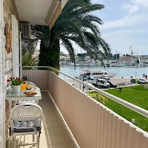 Dinka Old Town With Sea View , Trogir Croatia